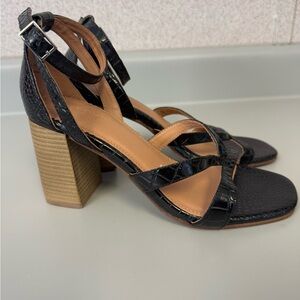 Crevo Shoes Nwot Crevo Kaitlin Block Heel Sandal Black Womens Size 8